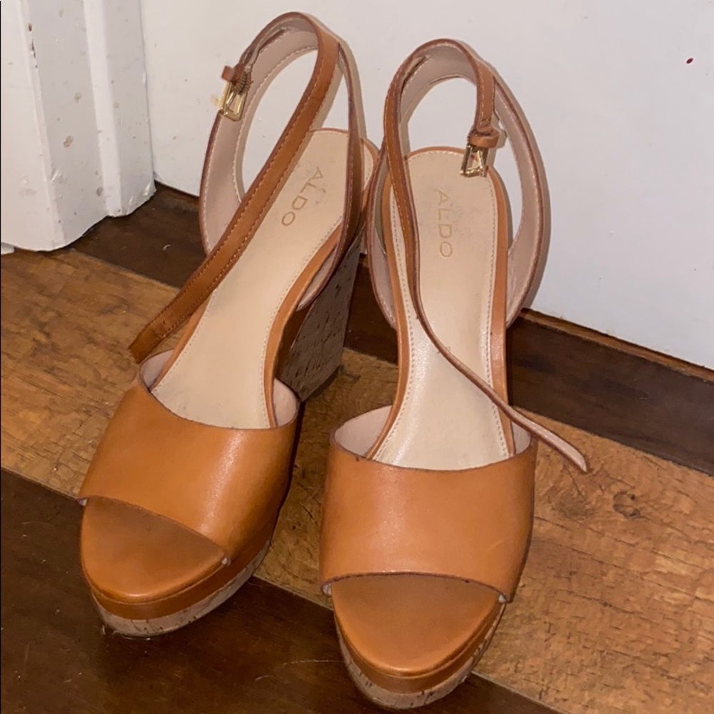Aldo wedges